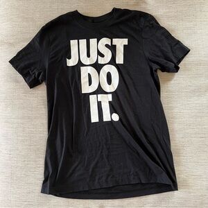 Nike Just Do It Black Graphic T-Shirt Size Medium